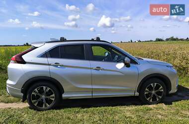 Внедорожник / Кроссовер Mitsubishi Eclipse Cross 2021 в 