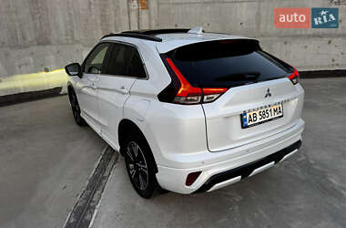 Внедорожник / Кроссовер Mitsubishi Eclipse Cross 2023 в 
