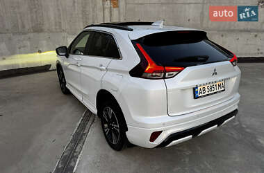 Внедорожник / Кроссовер Mitsubishi Eclipse Cross 2023 в 