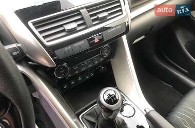 Внедорожник / Кроссовер Mitsubishi Eclipse Cross 2018 в 