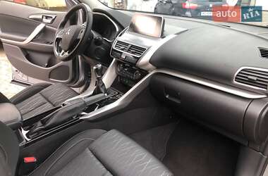 Внедорожник / Кроссовер Mitsubishi Eclipse Cross 2018 в 