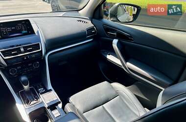 Позашляховик / Кросовер Mitsubishi Eclipse Cross 2018 в 