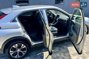 Позашляховик / Кросовер Mitsubishi Eclipse Cross 2018 в 
