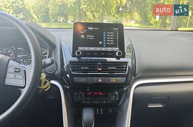 Позашляховик / Кросовер Mitsubishi Eclipse Cross 2023 в 