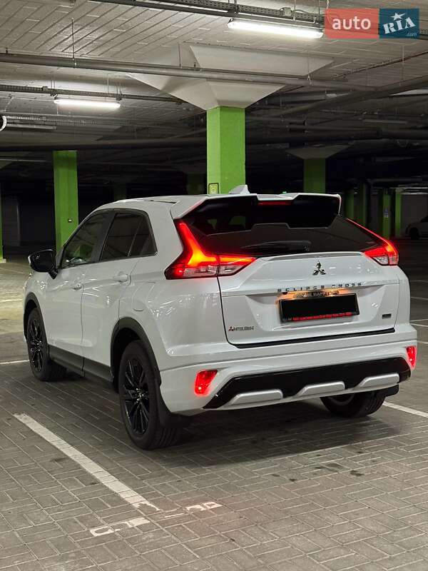 Внедорожник / Кроссовер Mitsubishi Eclipse Cross 2022 в Киеве фото 12 Внедорожник / Кроссовер Mitsubishi Eclipse Cross 2022 в Киеве