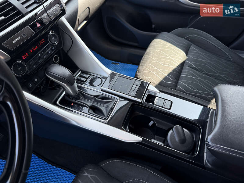 Внедорожник / Кроссовер Mitsubishi Eclipse Cross 2020 в Днепре