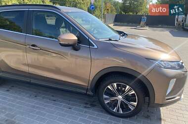Внедорожник / Кроссовер Mitsubishi Eclipse Cross 2018 в 