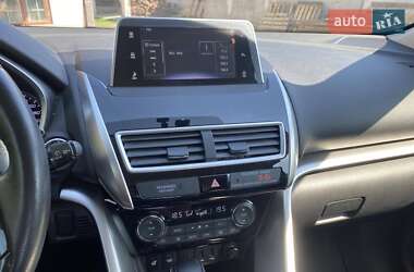 Внедорожник / Кроссовер Mitsubishi Eclipse Cross 2018 в 