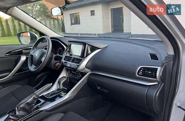 Позашляховик / Кросовер Mitsubishi Eclipse Cross 2018 в 