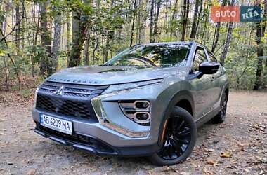 Позашляховик / Кросовер Mitsubishi Eclipse Cross 2024 в 