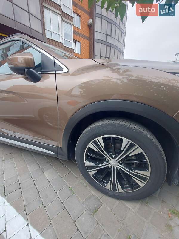 Позашляховик / Кросовер Mitsubishi Eclipse Cross 2020 в Львові