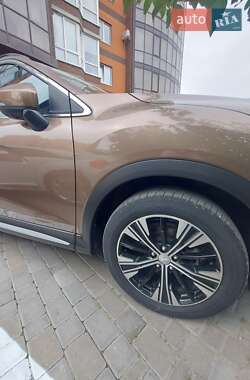 Позашляховик / Кросовер Mitsubishi Eclipse Cross 2020 в 