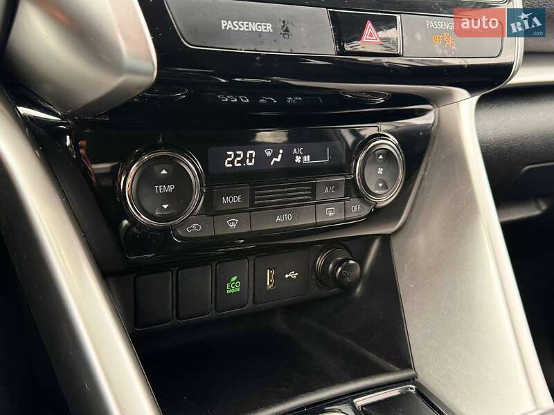 Позашляховик / Кросовер Mitsubishi Eclipse Cross 2018 в Києві фото 26 Позашляховик / Кросовер Mitsubishi Eclipse Cross 2018 в Києві