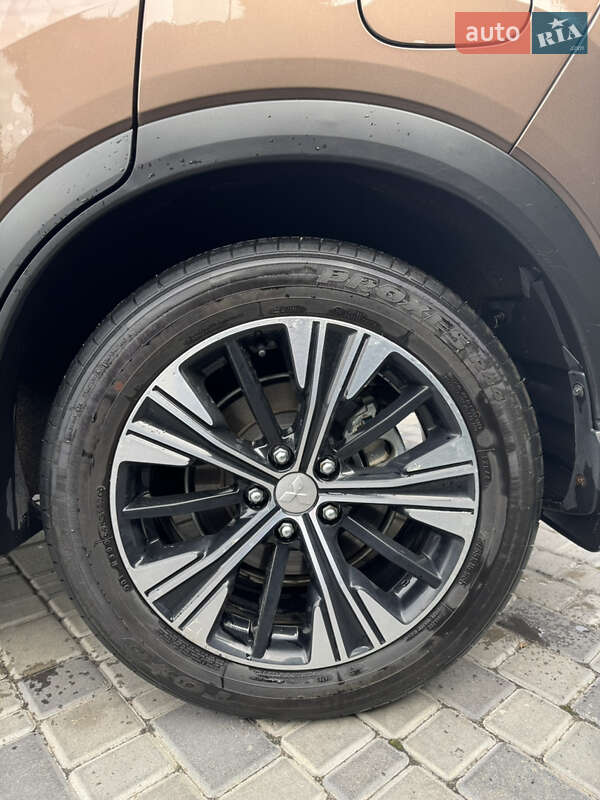 Внедорожник / Кроссовер Mitsubishi Eclipse Cross 2020 в Кропивницком