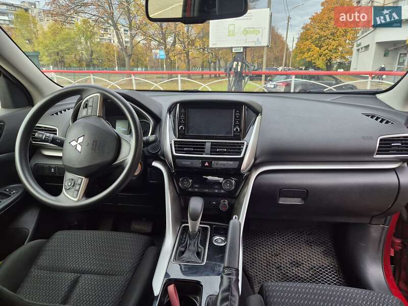Позашляховик / Кросовер Mitsubishi Eclipse Cross 2019 в Харкові
