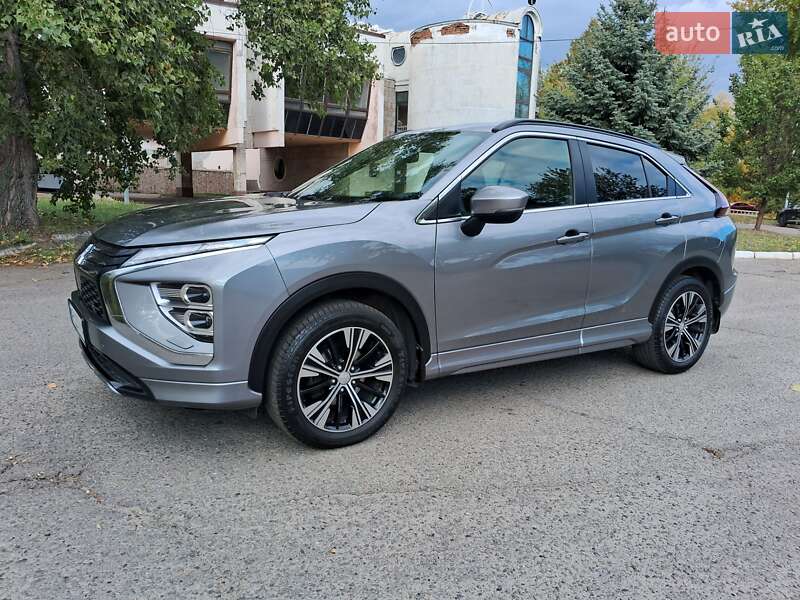 Позашляховик / Кросовер Mitsubishi Eclipse Cross 2022 в Дніпрі фото 2 Позашляховик / Кросовер Mitsubishi Eclipse Cross 2022 в Дніпрі