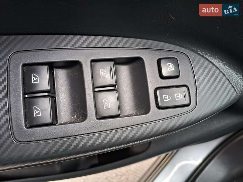 Позашляховик / Кросовер Mitsubishi Eclipse Cross 2022 в Дніпрі фото 30 Позашляховик / Кросовер Mitsubishi Eclipse Cross 2022 в Дніпрі