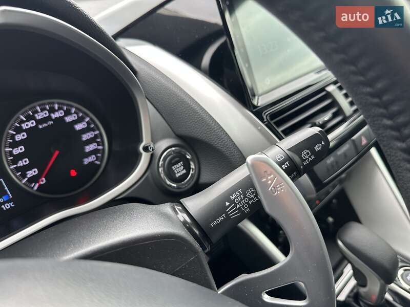 Внедорожник / Кроссовер Mitsubishi Eclipse Cross 2023 в Киеве