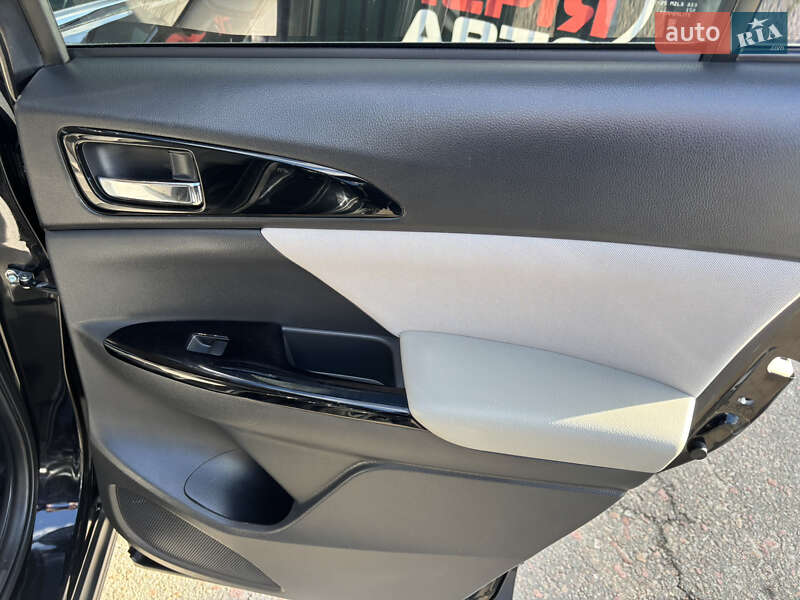 Внедорожник / Кроссовер Mitsubishi Eclipse Cross 2018 в Киеве фото 12 Внедорожник / Кроссовер Mitsubishi Eclipse Cross 2018 в Киеве