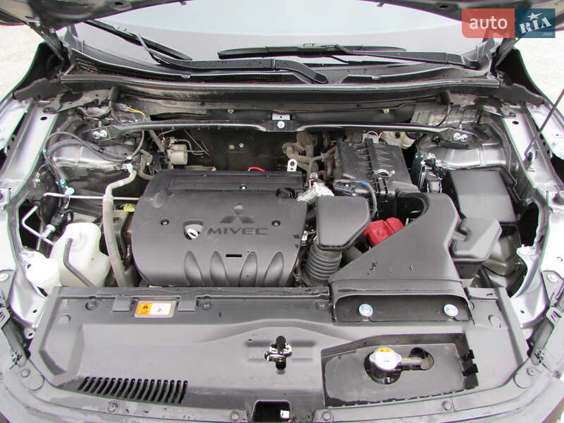 Позашляховик / Кросовер Mitsubishi Eclipse Cross 2024 в Кропивницькому