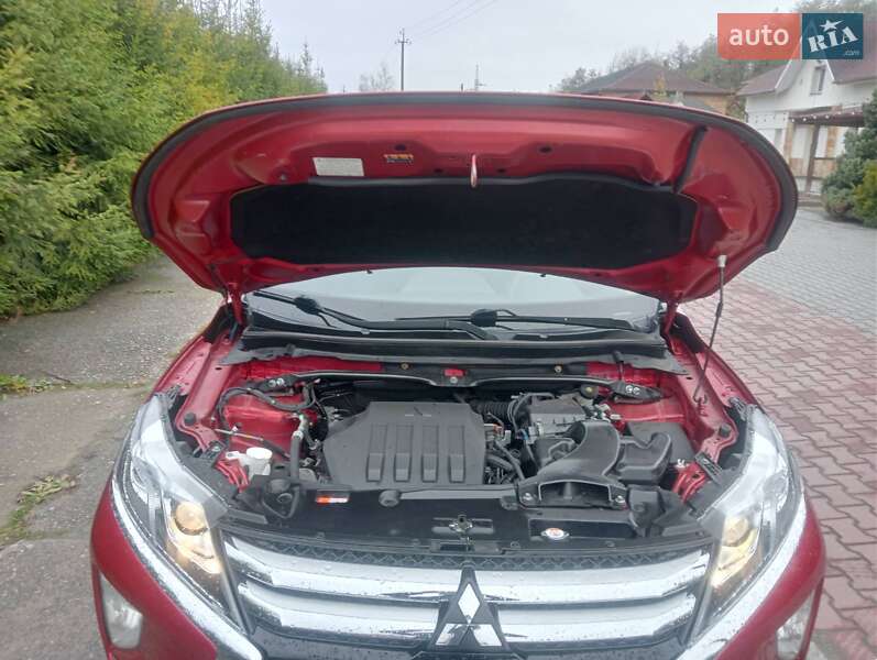Внедорожник / Кроссовер Mitsubishi Eclipse Cross 2019 в Шепетовке фото 3 Внедорожник / Кроссовер Mitsubishi Eclipse Cross 2019 в Шепетовке