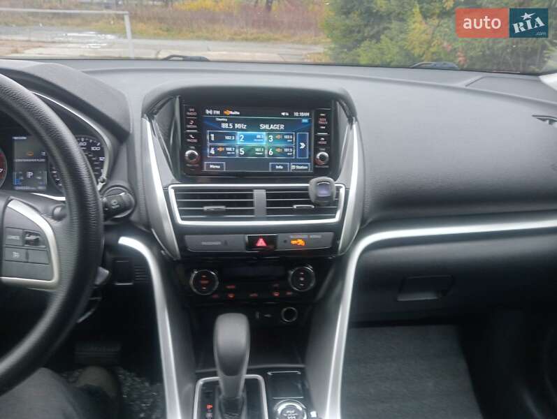 Внедорожник / Кроссовер Mitsubishi Eclipse Cross 2019 в Шепетовке фото 23 Внедорожник / Кроссовер Mitsubishi Eclipse Cross 2019 в Шепетовке