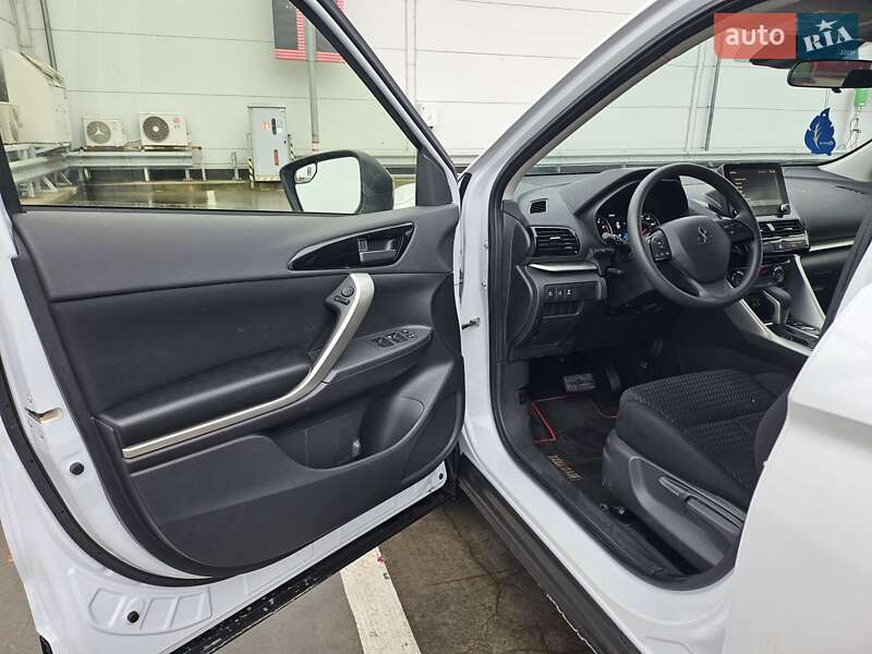 Внедорожник / Кроссовер Mitsubishi Eclipse Cross 2024 в Киеве