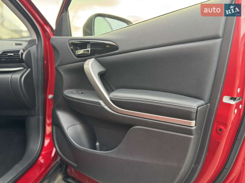 Внедорожник / Кроссовер Mitsubishi Eclipse Cross 2023 в Львове