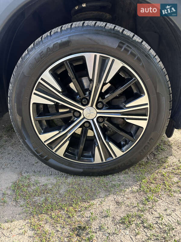 Позашляховик / Кросовер Mitsubishi Eclipse Cross 2018 в Чернігові