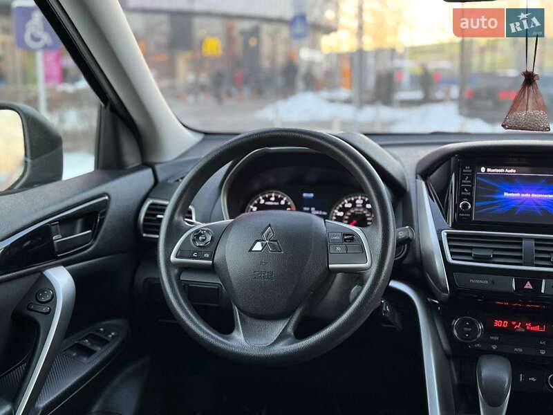 Внедорожник / Кроссовер Mitsubishi Eclipse Cross 2020 в Киеве