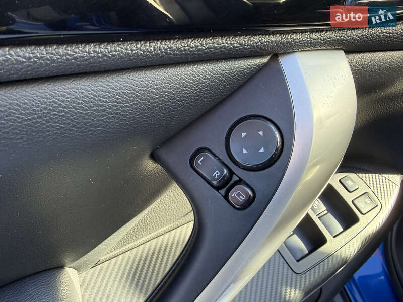 Внедорожник / Кроссовер Mitsubishi Eclipse Cross 2018 в Киеве