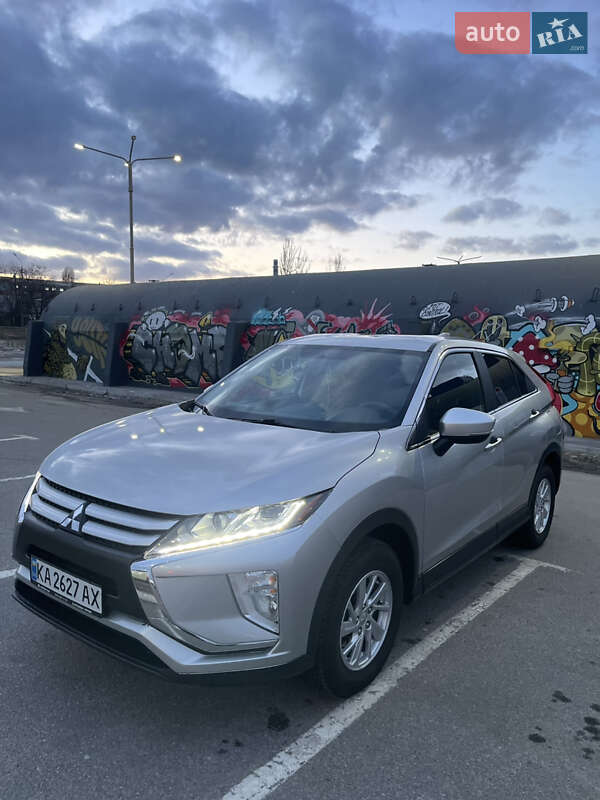 Внедорожник / Кроссовер Mitsubishi Eclipse Cross 2018 в Киеве