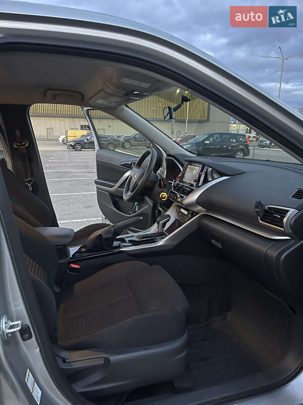 Внедорожник / Кроссовер Mitsubishi Eclipse Cross 2018 в Киеве