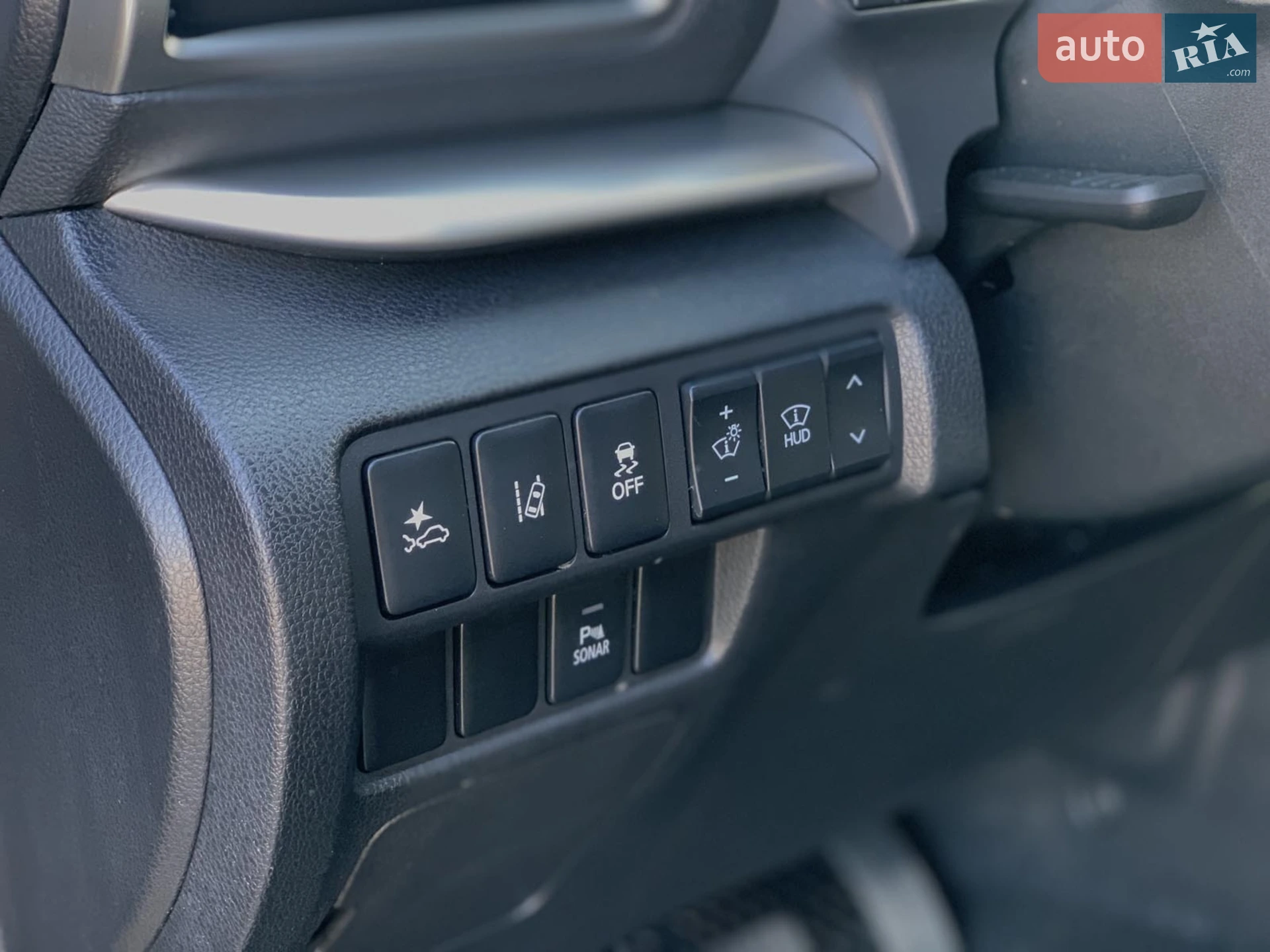 2019 Mitsubishi Eclipse Cross - мініатюра 16