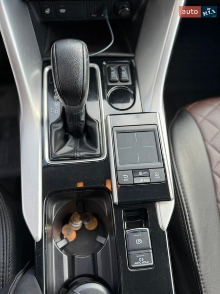 Внедорожник / Кроссовер Mitsubishi Eclipse Cross 2019 в Киеве