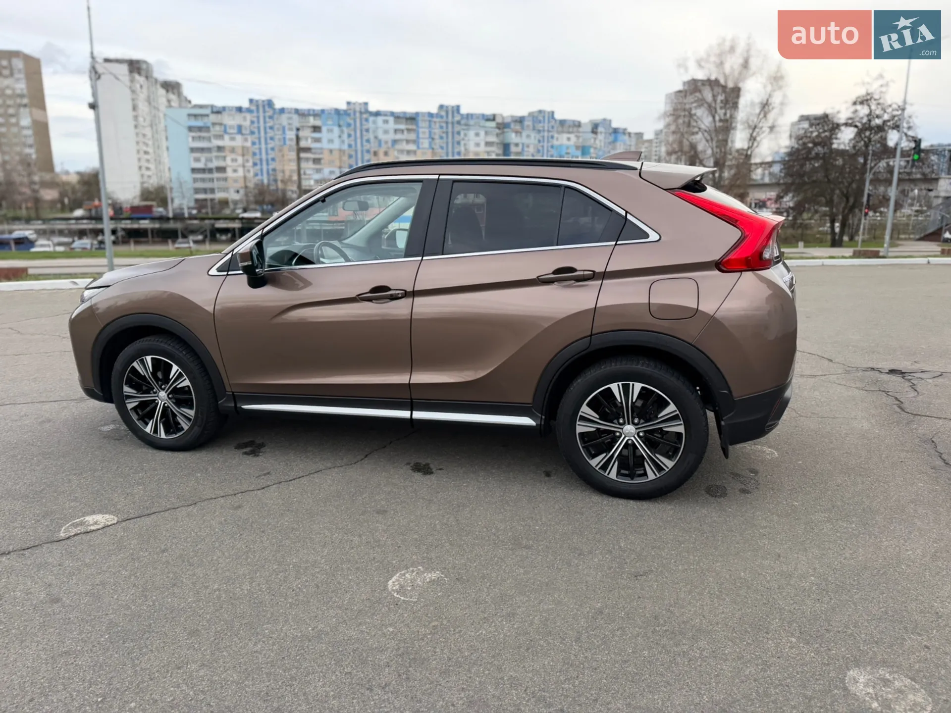 2019 Mitsubishi Eclipse Cross - мініатюра 21