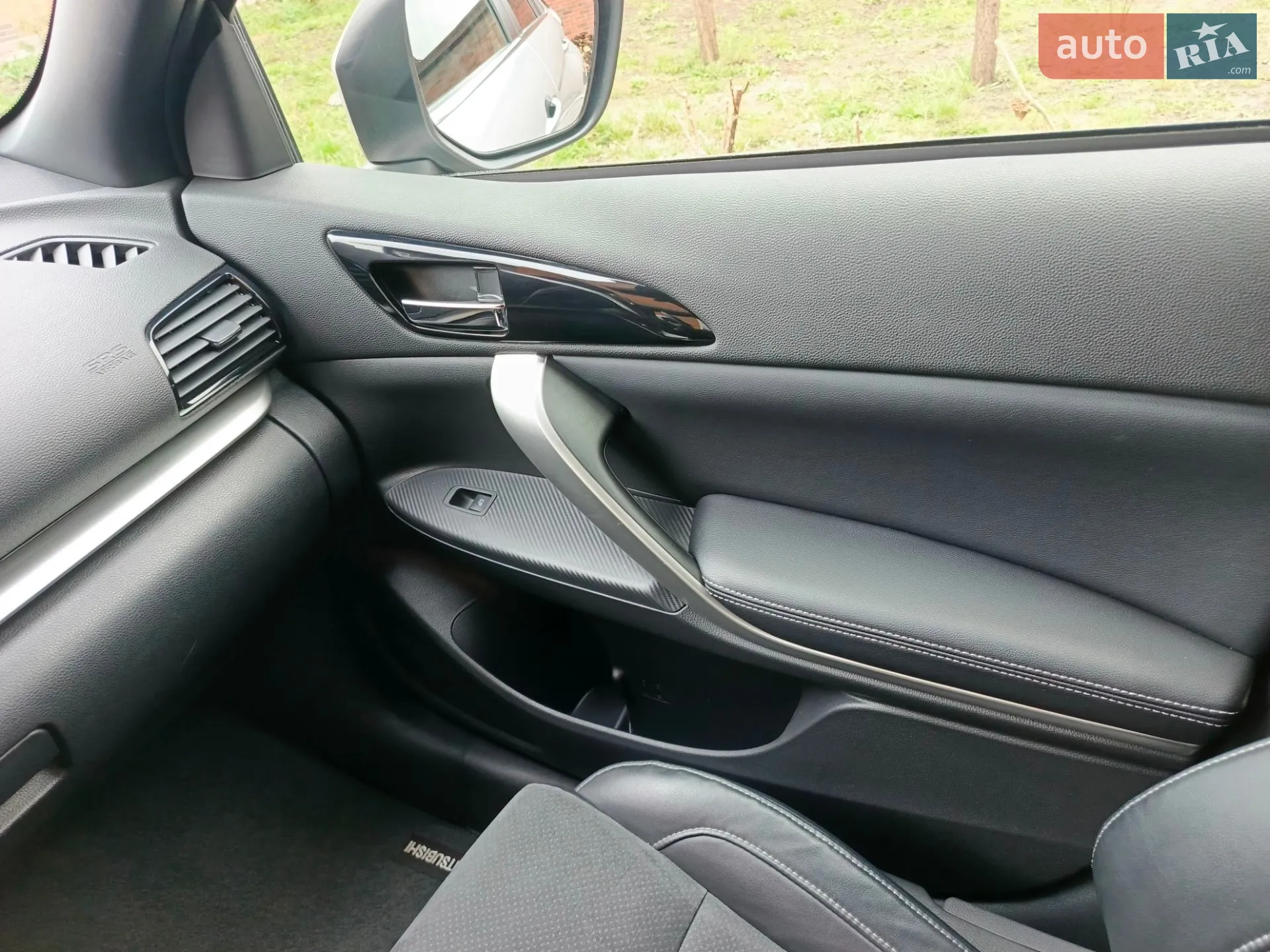 2021 Mitsubishi Eclipse Cross - мініатюра 3