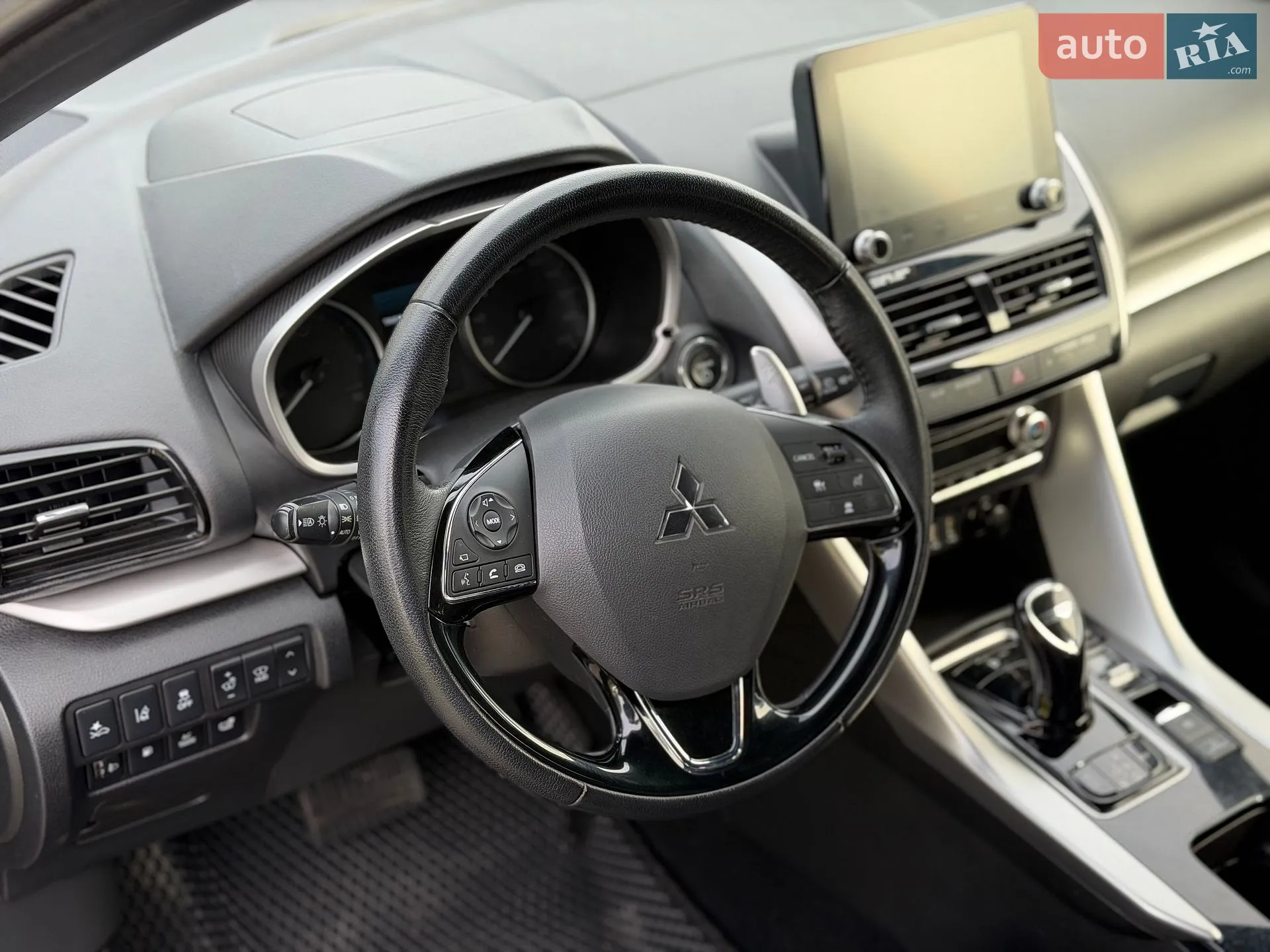 2022 Mitsubishi Eclipse Cross - мініатюра 19