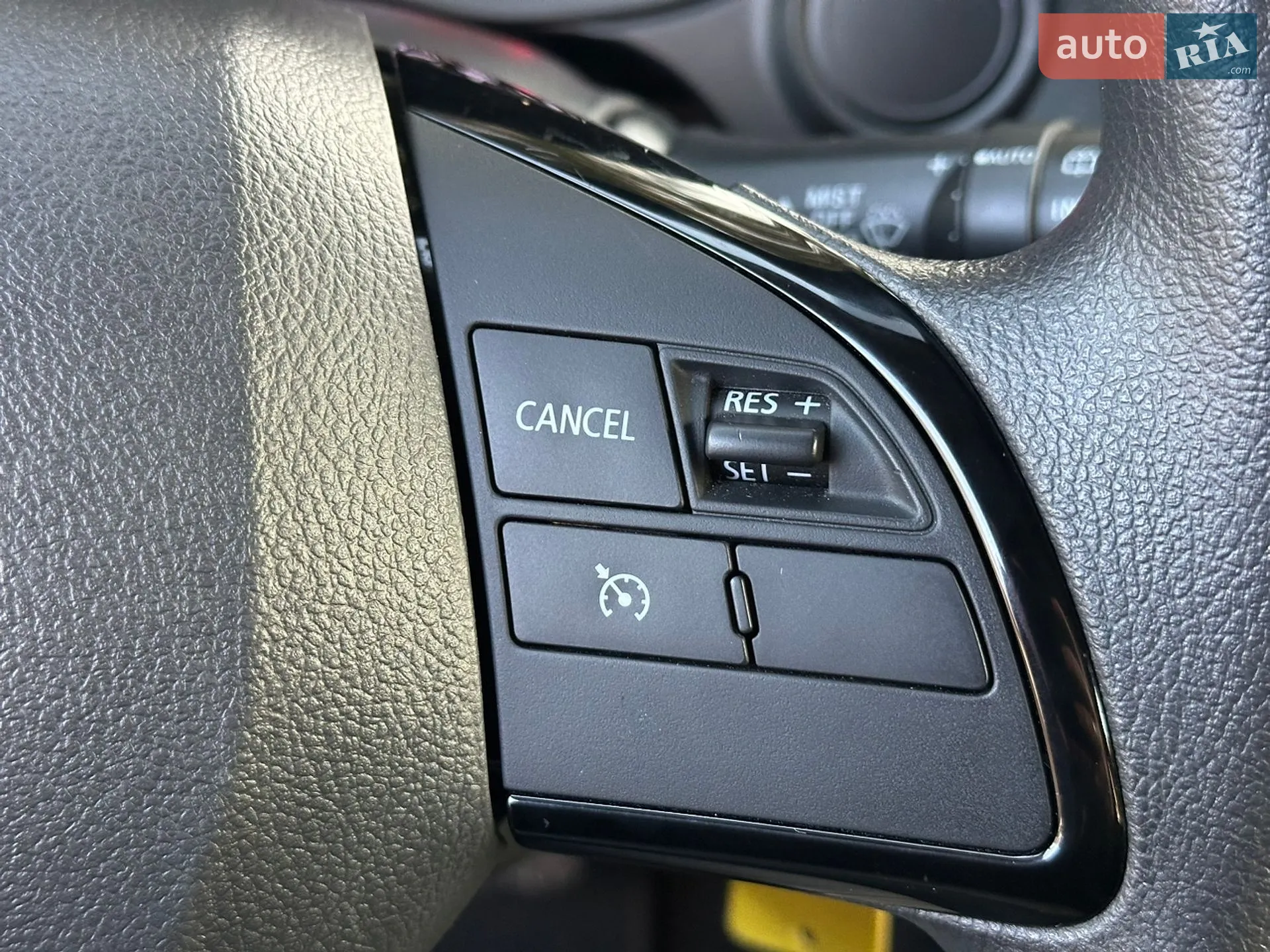 2022 Mitsubishi Eclipse Cross - мініатюра 37