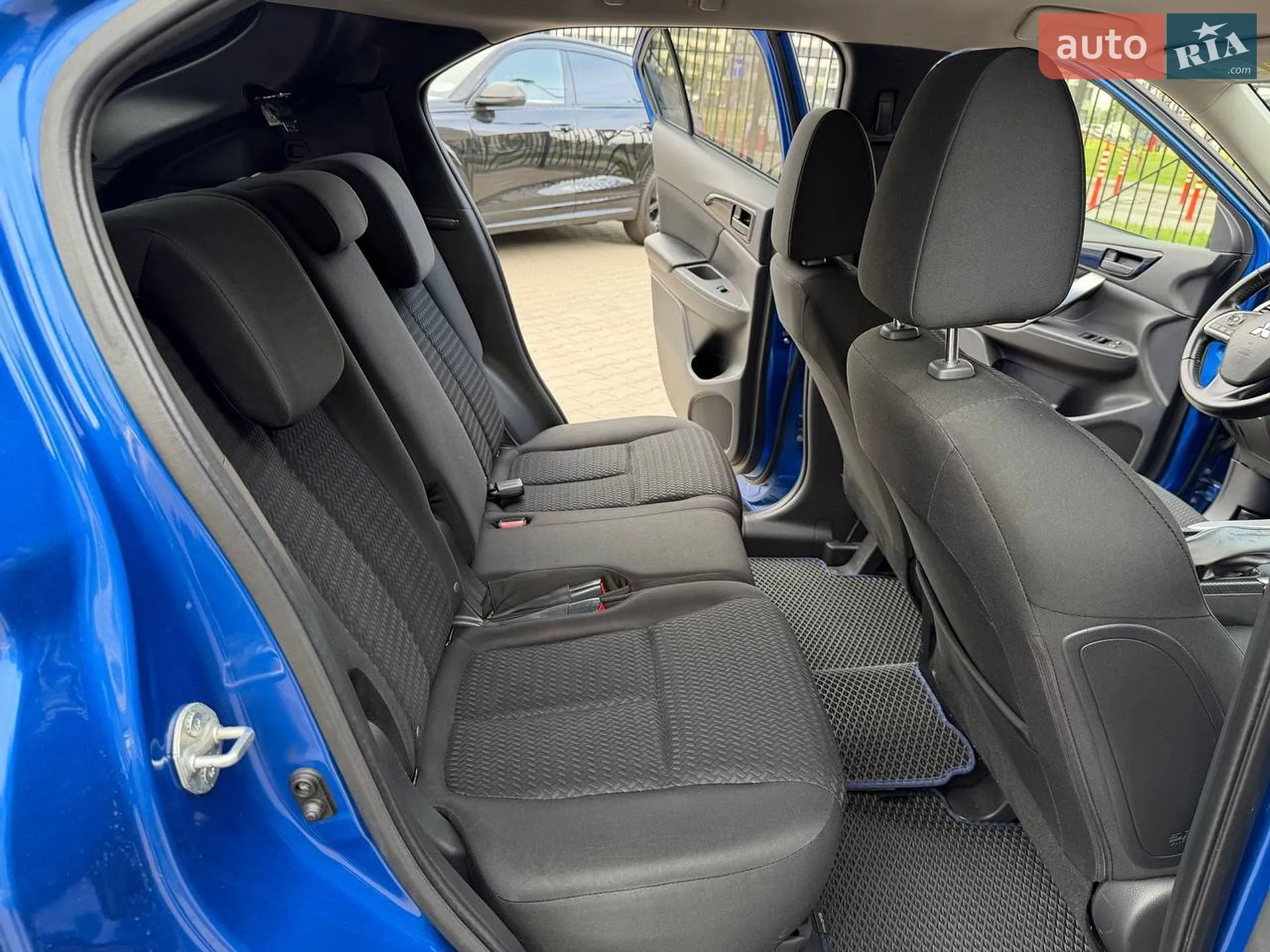 2020 Mitsubishi Eclipse Cross - мініатюра 17
