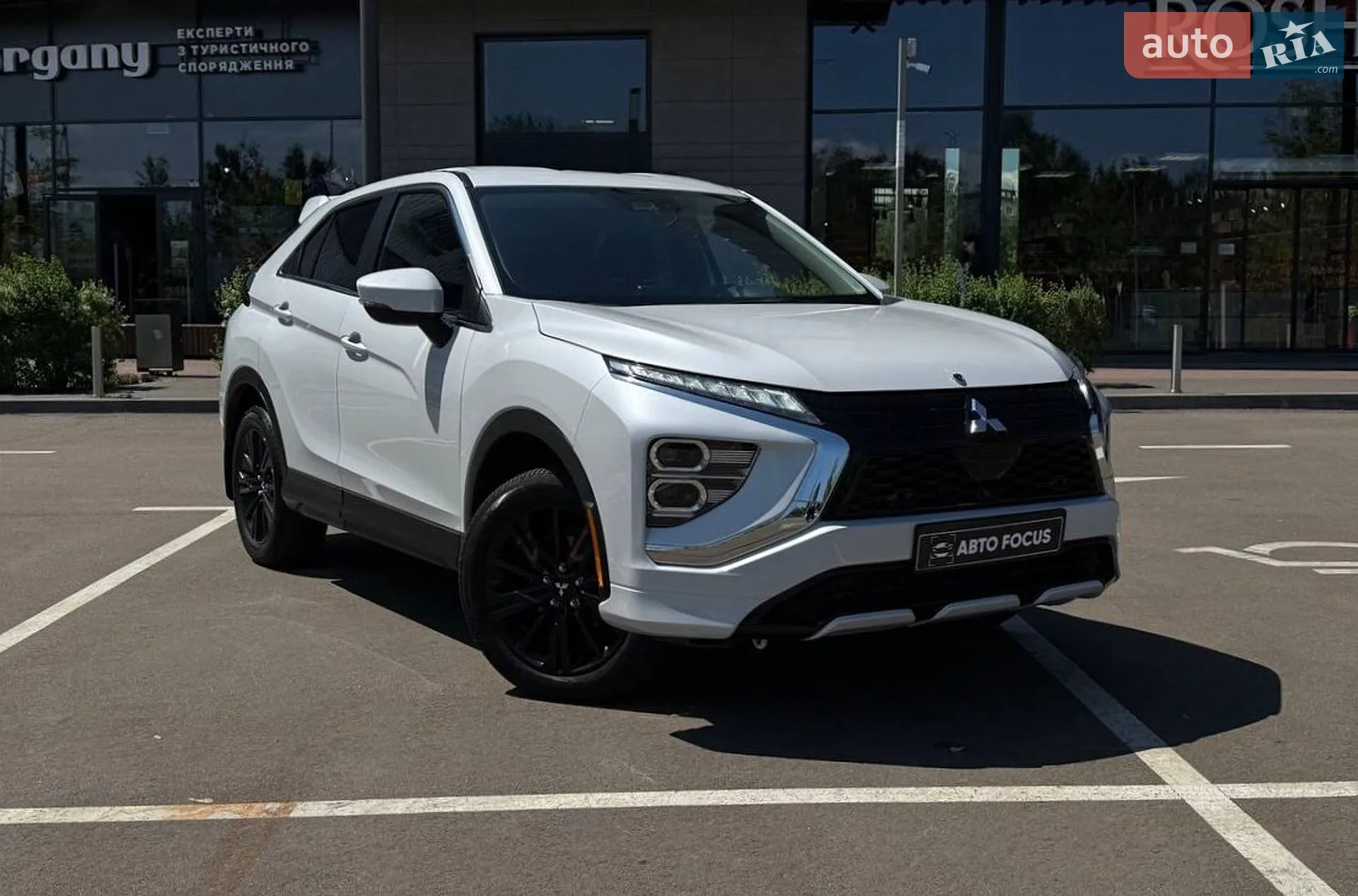 2022 Mitsubishi Eclipse Cross - фото 1