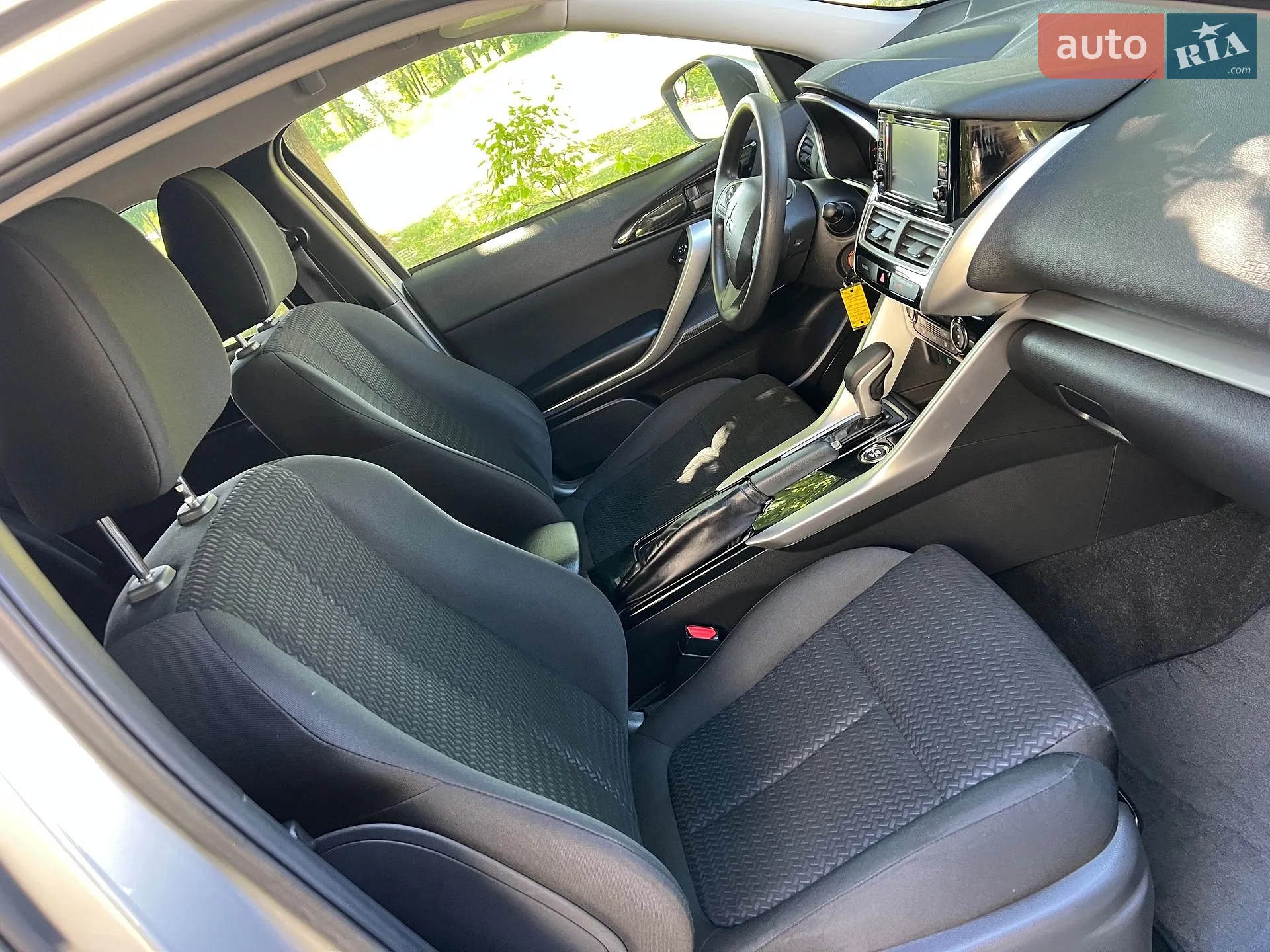 2018 Mitsubishi Eclipse Cross - мініатюра 12