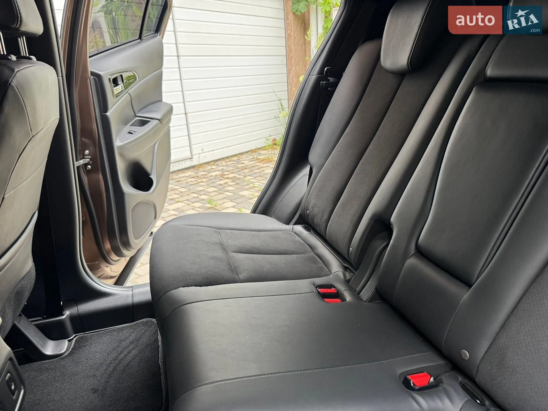 2021 Mitsubishi Eclipse Cross - мініатюра 33