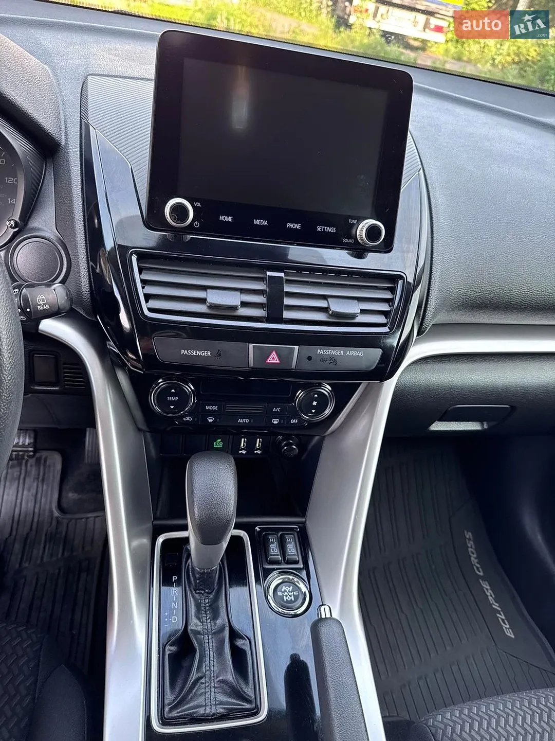 2022 Mitsubishi Eclipse Cross - мініатюра 8