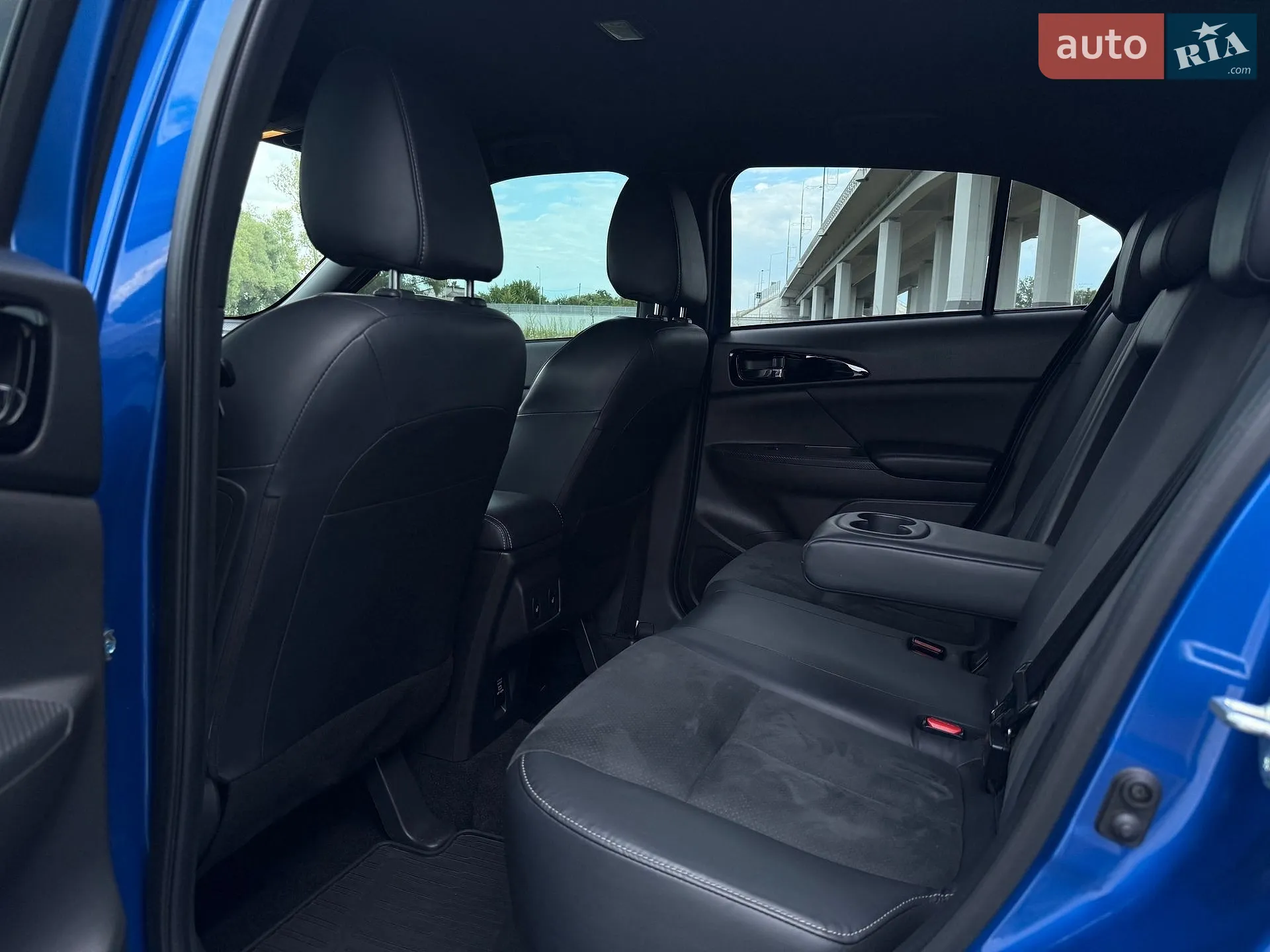 2021 Mitsubishi Eclipse Cross - мініатюра 24