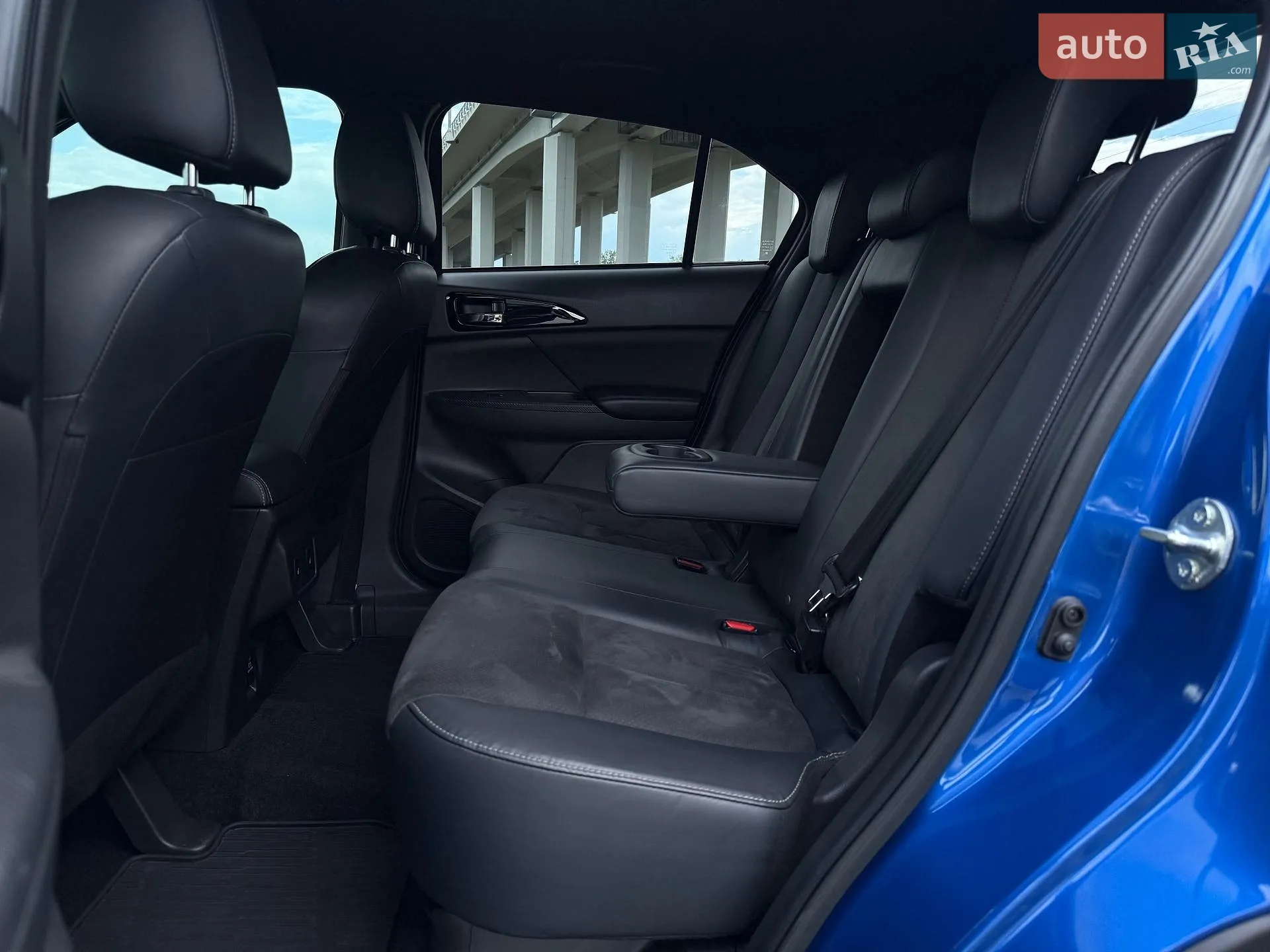 2021 Mitsubishi Eclipse Cross - мініатюра 25