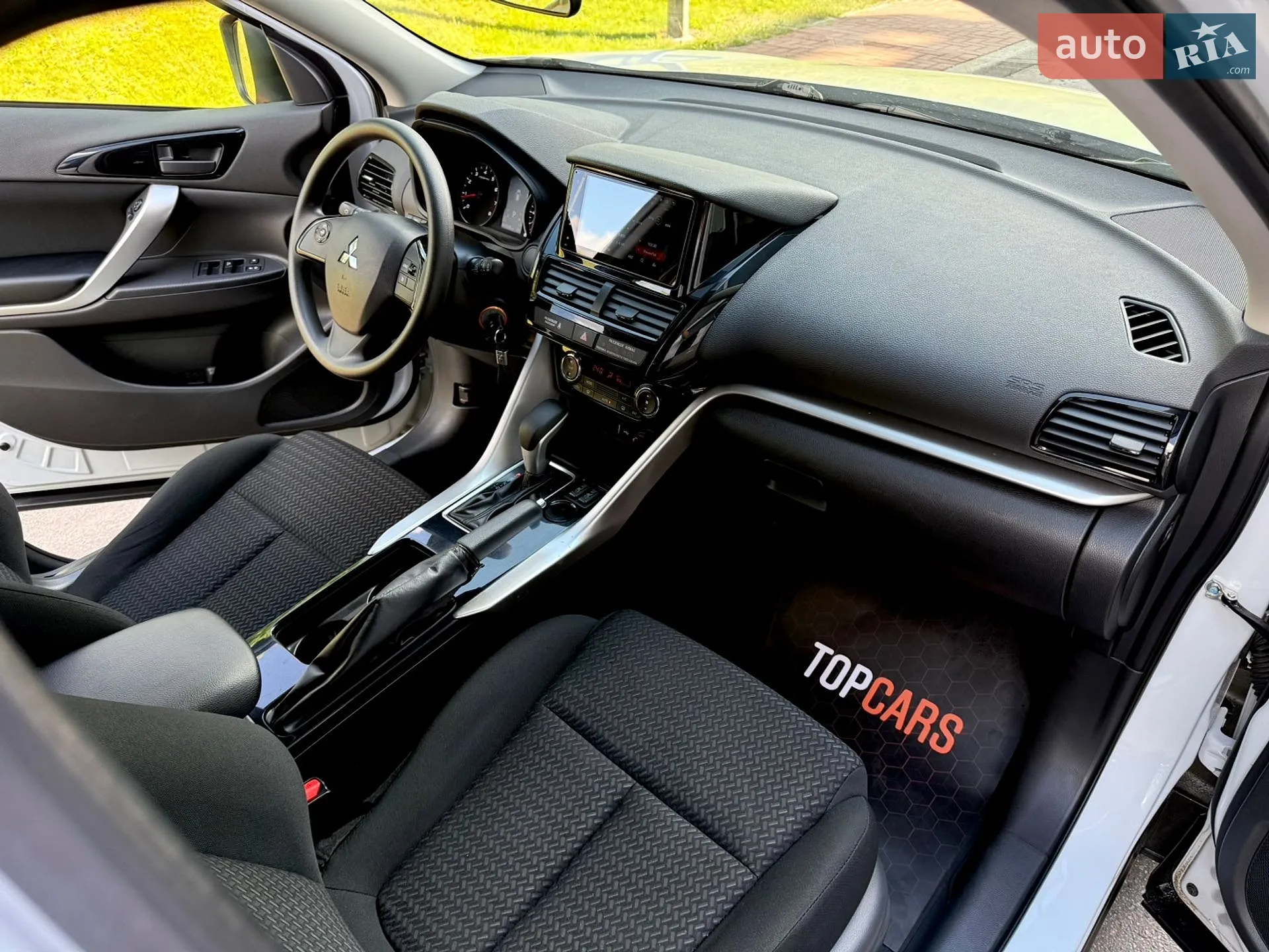 2021 Mitsubishi Eclipse Cross - мініатюра 31