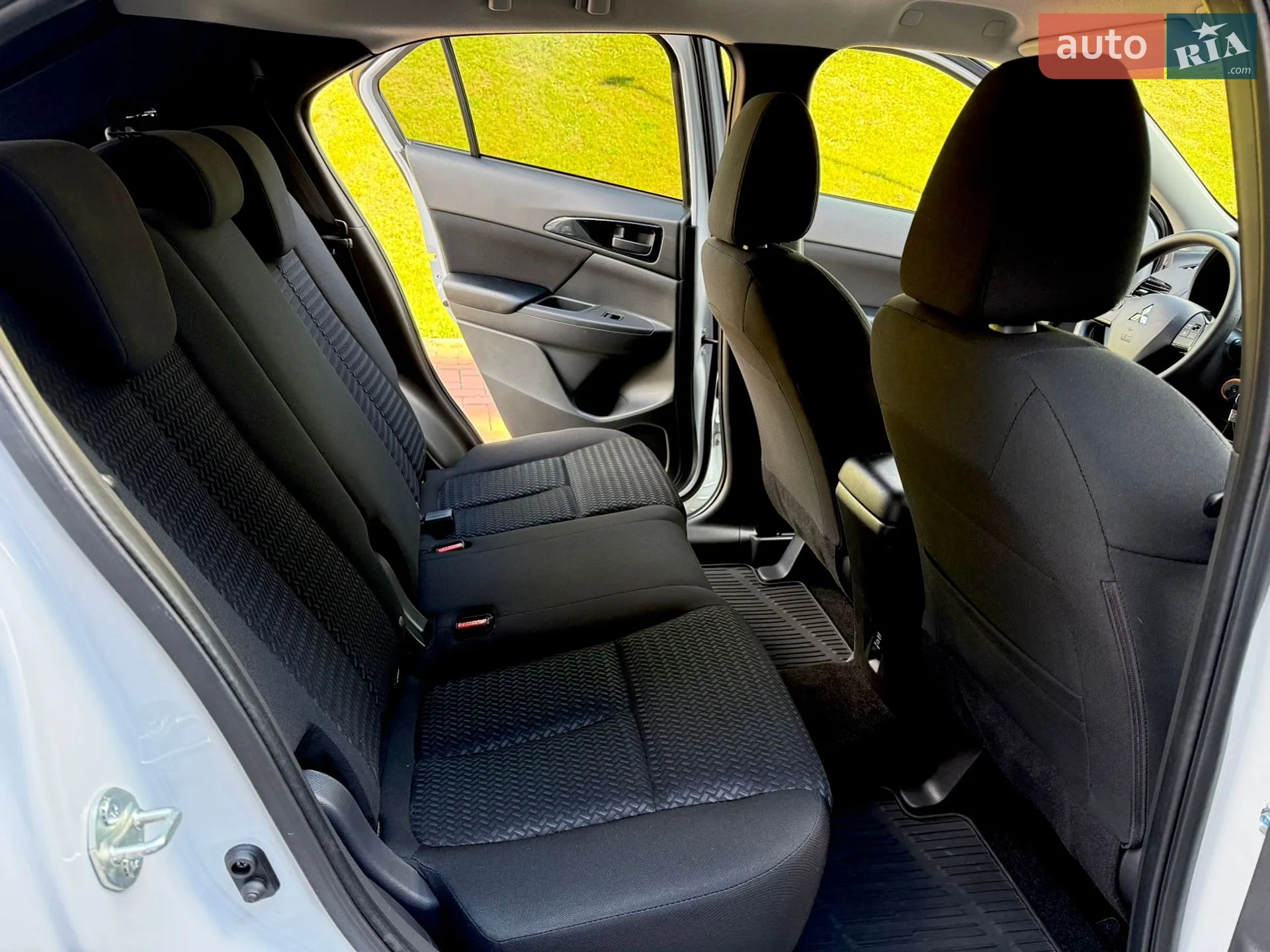 2021 Mitsubishi Eclipse Cross - мініатюра 37