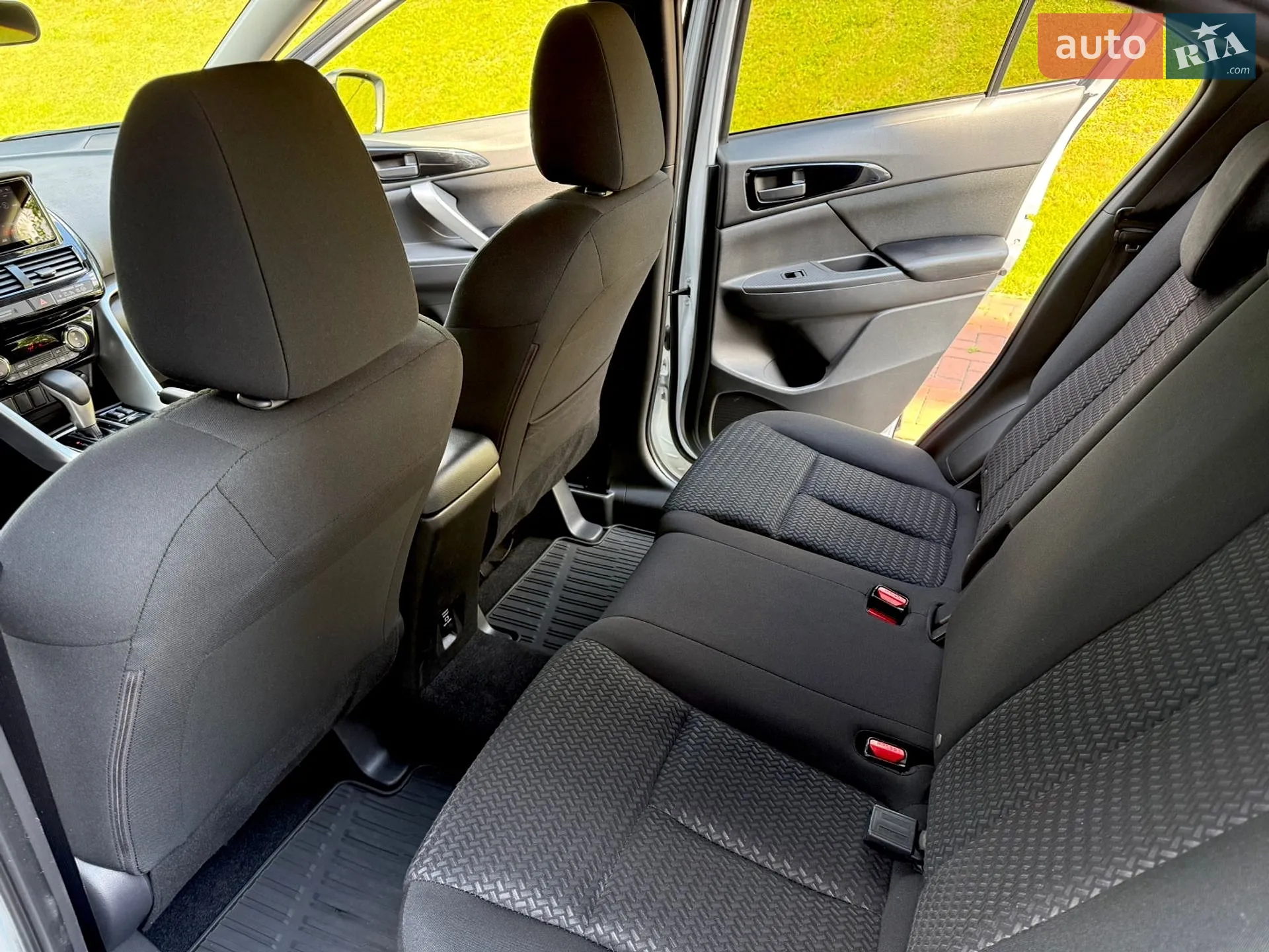 2021 Mitsubishi Eclipse Cross - мініатюра 41