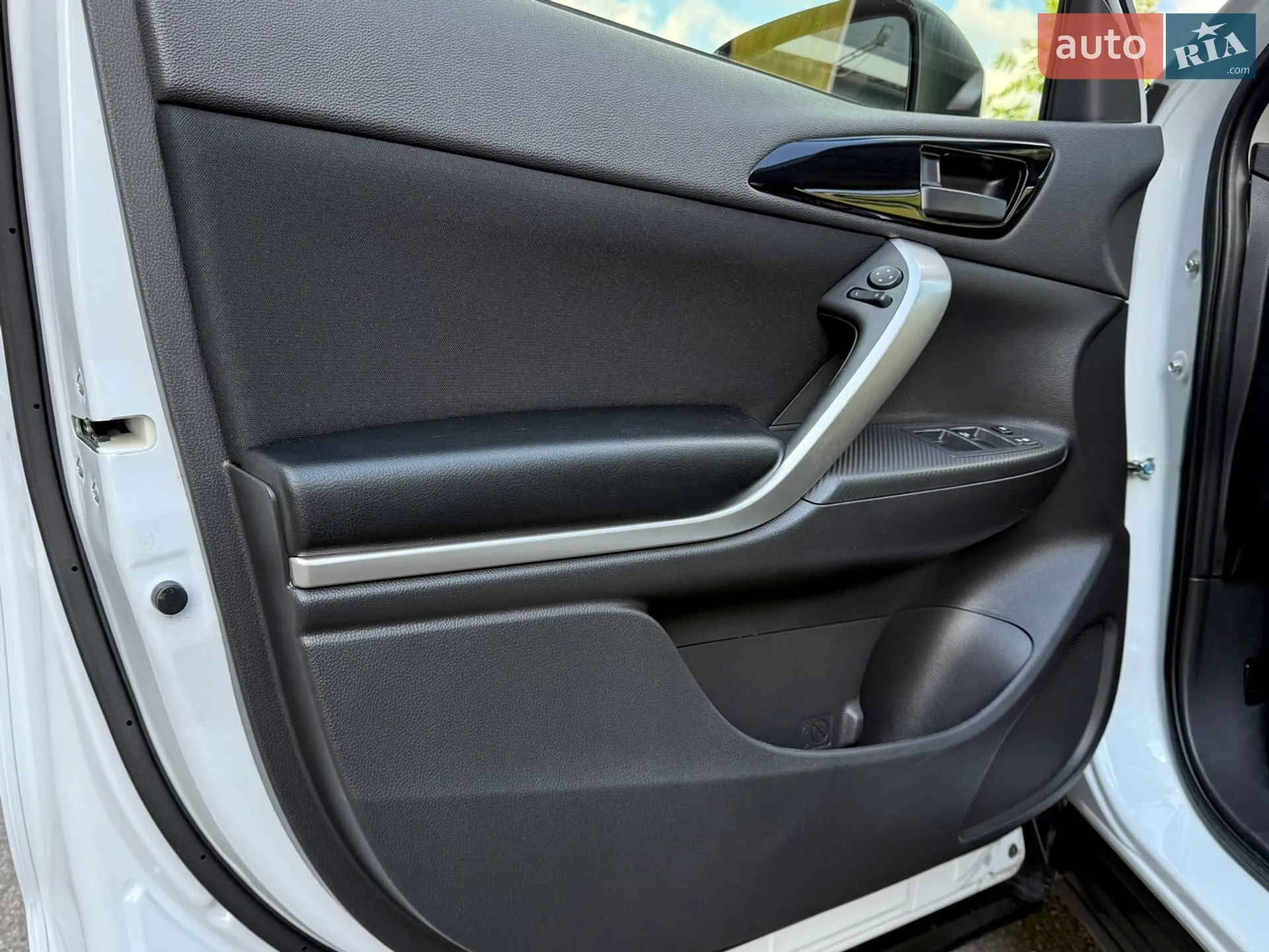 2021 Mitsubishi Eclipse Cross - мініатюра 45